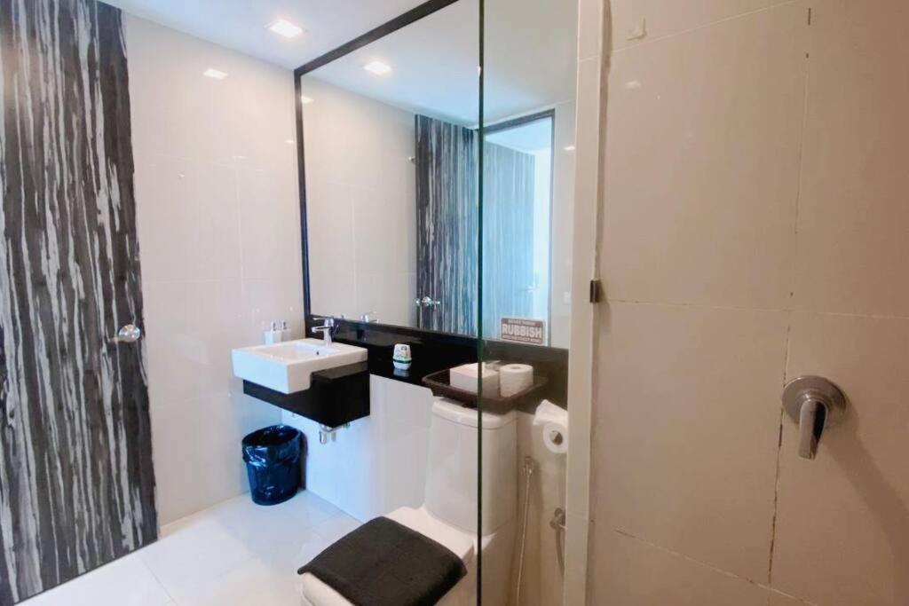 Sky Kota Kinabalu-6 Pax-2rooms-5minsdrive-imago,suteraave,riverson,kktimesquare *