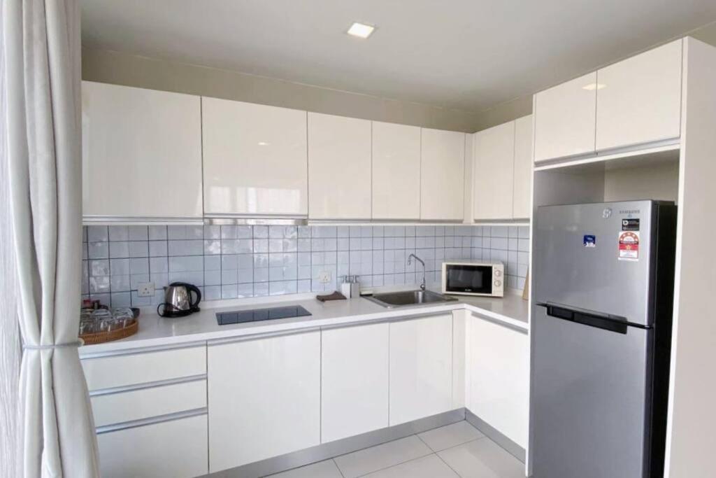 Apartment Sky Kota Kinabalu-6 Pax-2rooms-5minsdrive-imago,suteraave,riverson,kktimesquare *