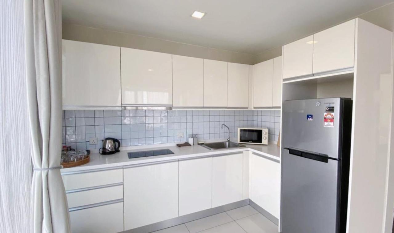 Sky Kota Kinabalu-6 Pax-2rooms-5minsdrive-imago,suteraave,riverson,kktimesquare * Kota Kinabalu